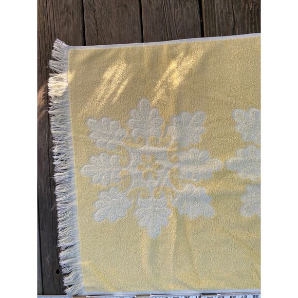 Canon Royal Family Vintage 1970s yellow bath towels - Picture 9 of 16